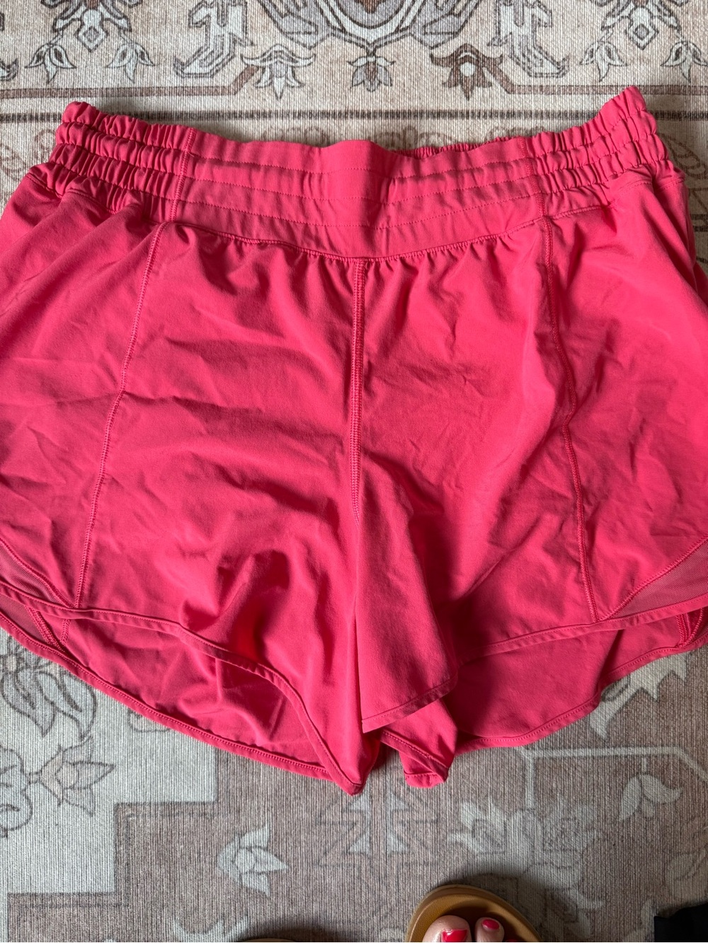 Lululemon Hotty Hot high rise